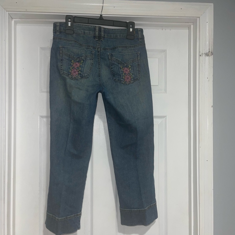 DKNY Blue Cropped Jeans with Embroidered Details